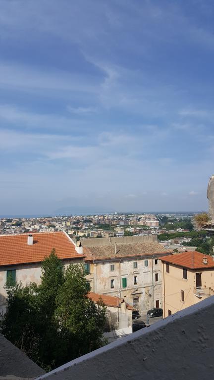 Torrione San Lorenzo I แตร์ราชินา ภายนอก รูปภาพ